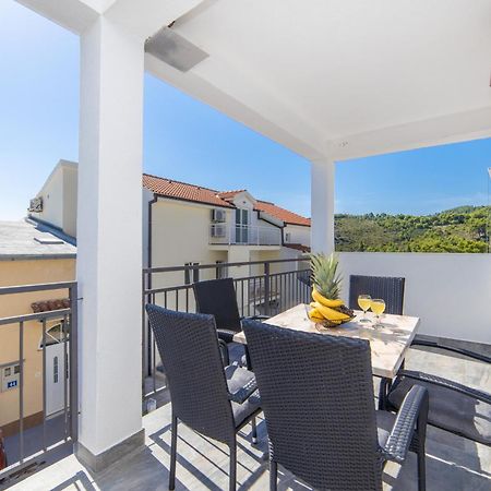 Apartments Ferdo Živogošće Eksteriør billede