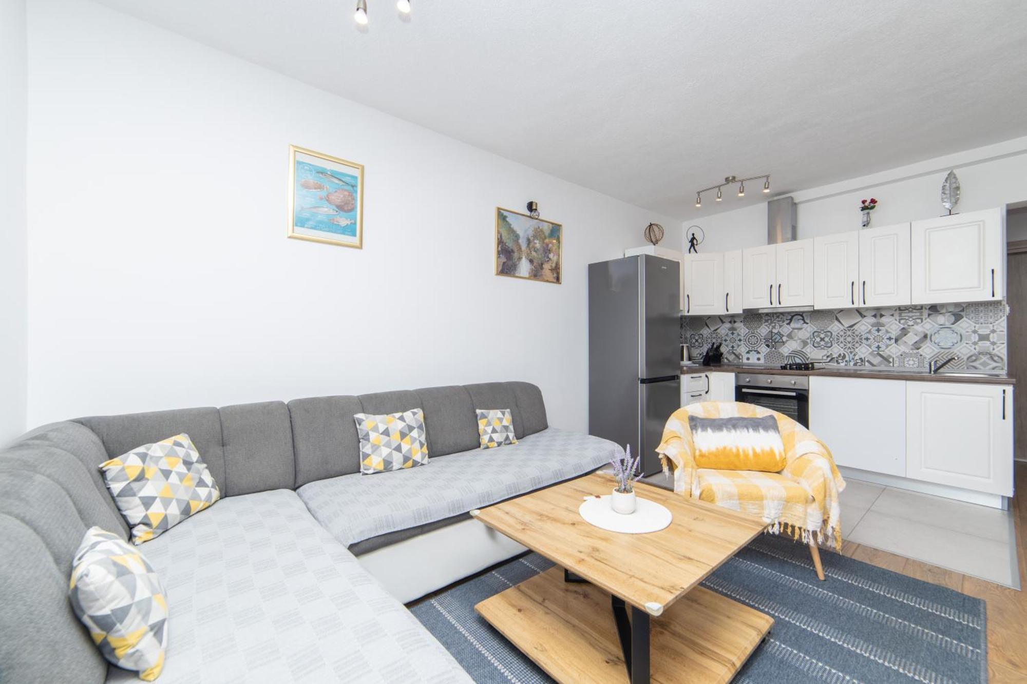 Apartments Ferdo Živogošće Eksteriør billede